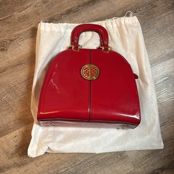 EUC Red Patent leather gold accent Ivanka Trump hand bag - Picture 2 of 12